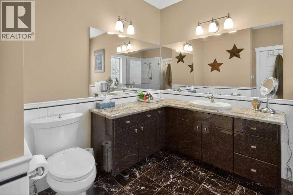509 Sunridge Crescent W Property Photo 23