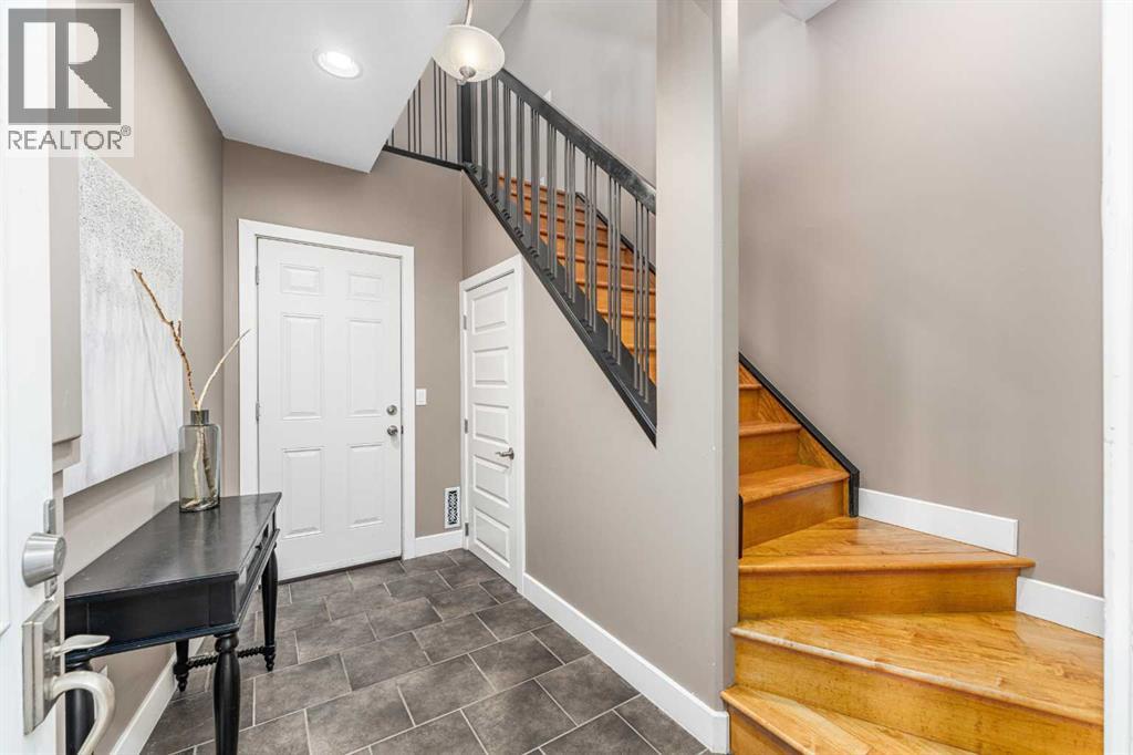 1814 14a Street Sw Property Photo 6