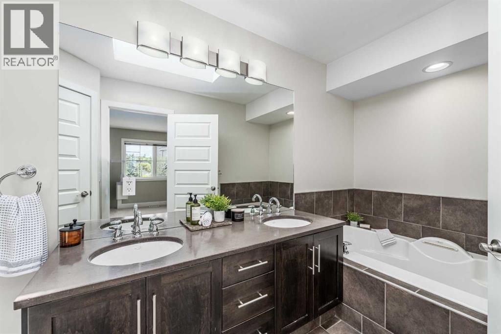 1814 14a Street Sw Property Photo 25