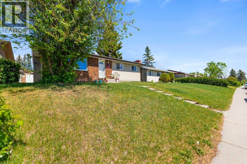 4140 Maryvale Drive Ne Property Photo 2