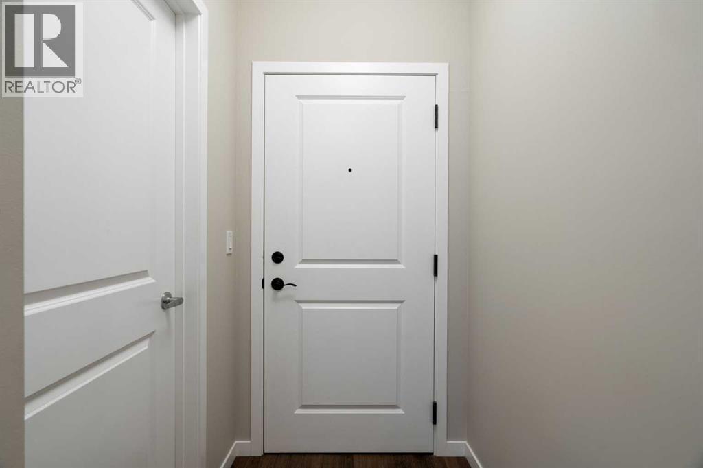 30 Mahogany Mews Southeast Property Photo 3