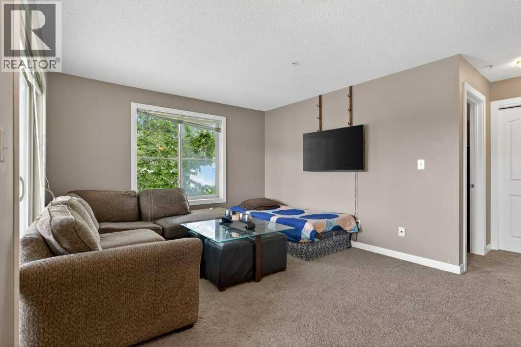 7210 80 Avenue Northeast Property Photo 8