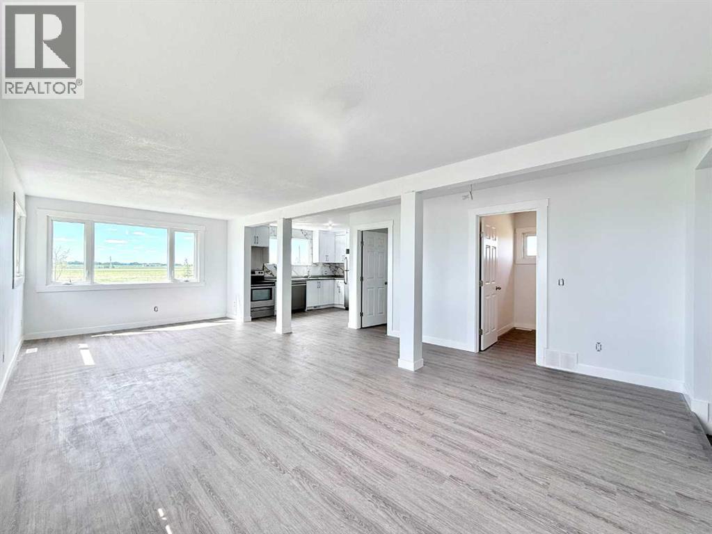 263080 Township Road 270a Property Photo 10
