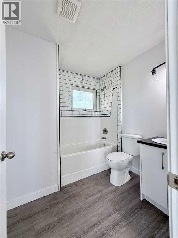 263080 Township Road 270a Property Photo 15