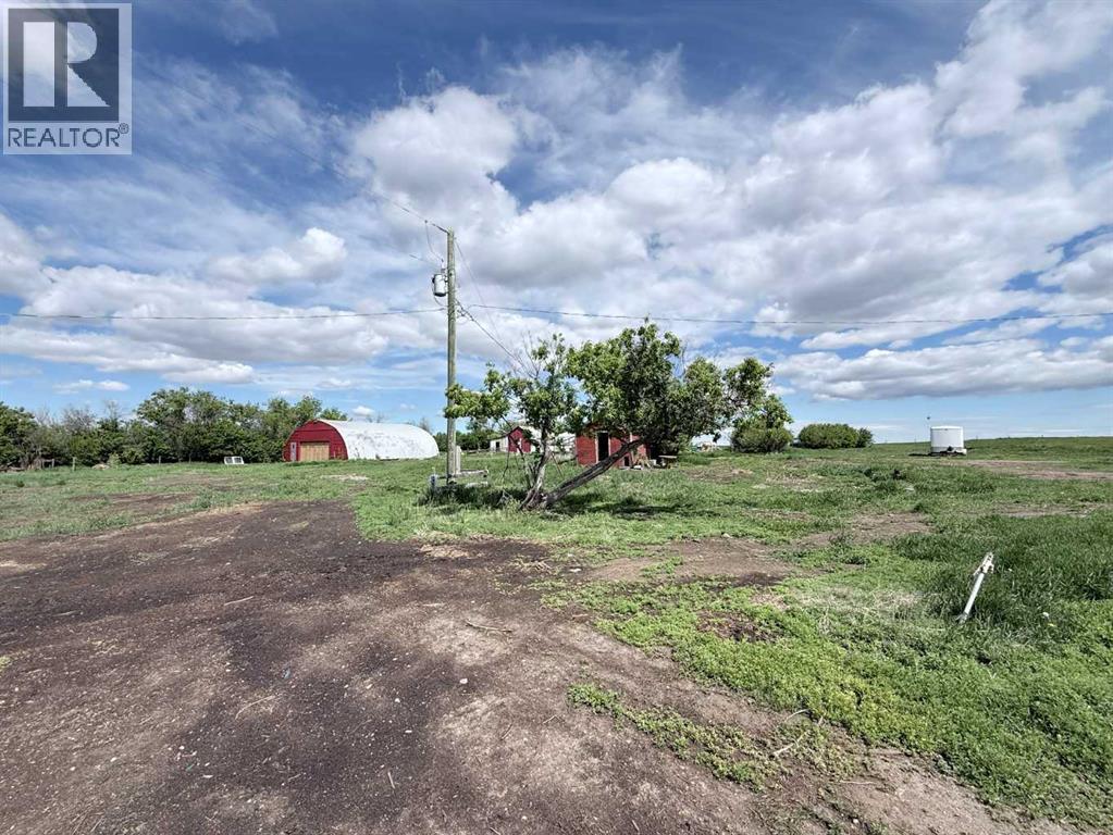 263080 Township Road 270a Property Photo 25