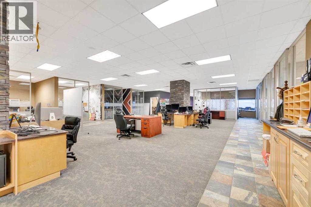 5921 50 Avenue Property Photo 17