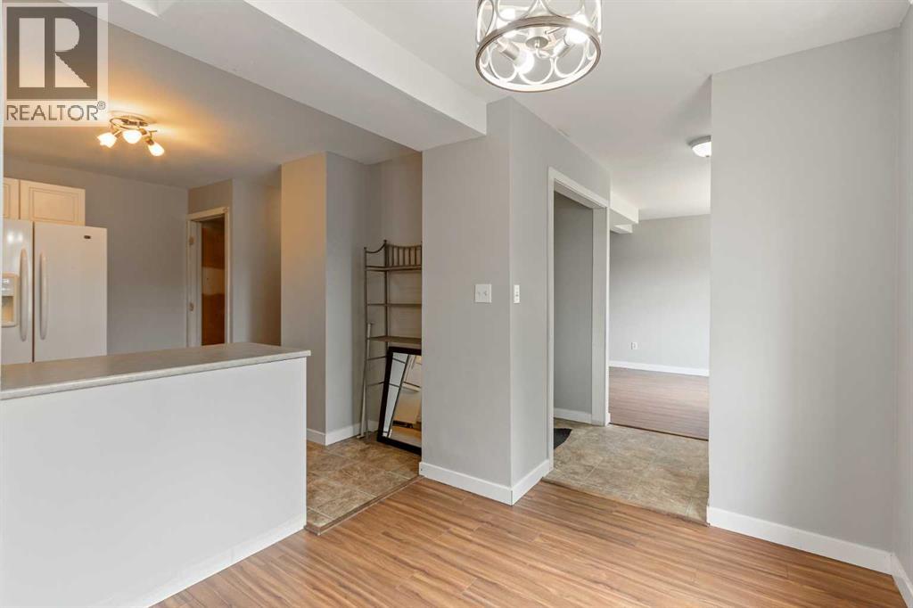 19 Third Avenue Southeast Property Photo 10