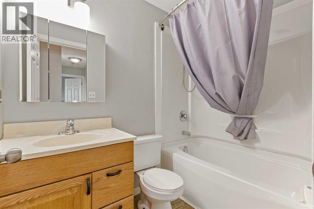 19 Third Avenue Southeast Property Photo 21