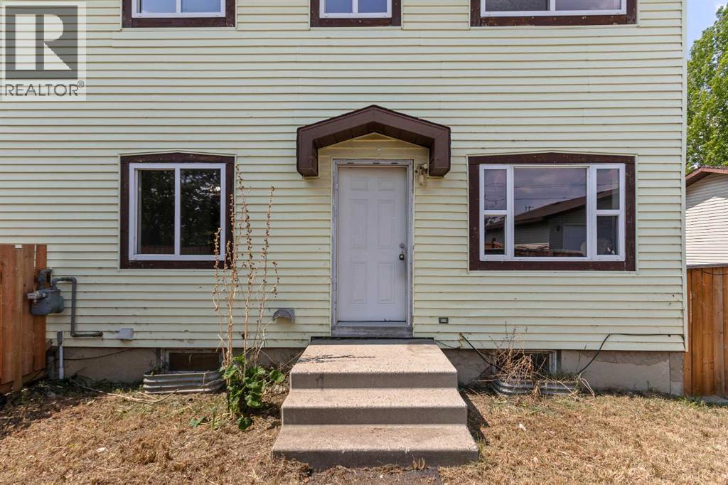 19 Third Avenue Southeast Property Photo 29