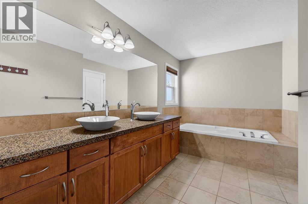 52 Reunion Close Nw Property Photo 35