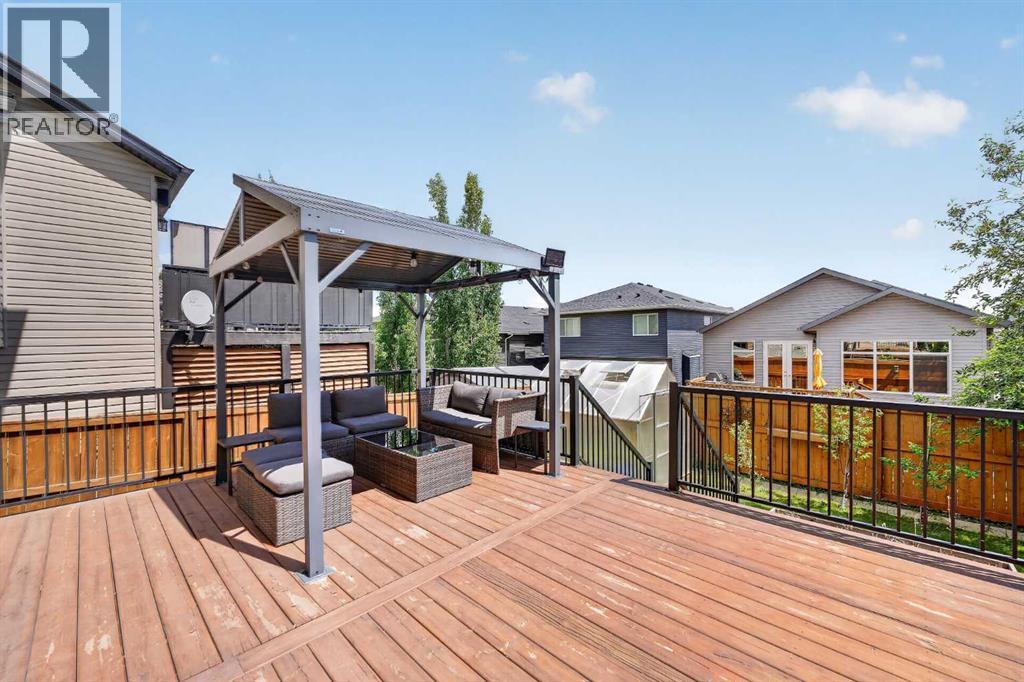 52 Reunion Close Nw Property Photo 43