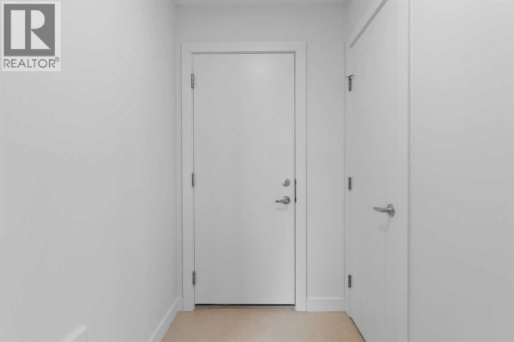 132 Quesnay Wood Link Sw Property Photo 3