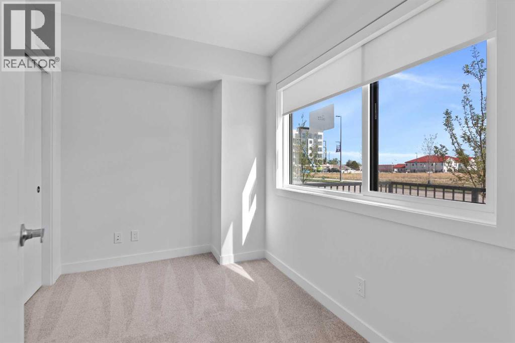 132 Quesnay Wood Link Sw Property Photo 4