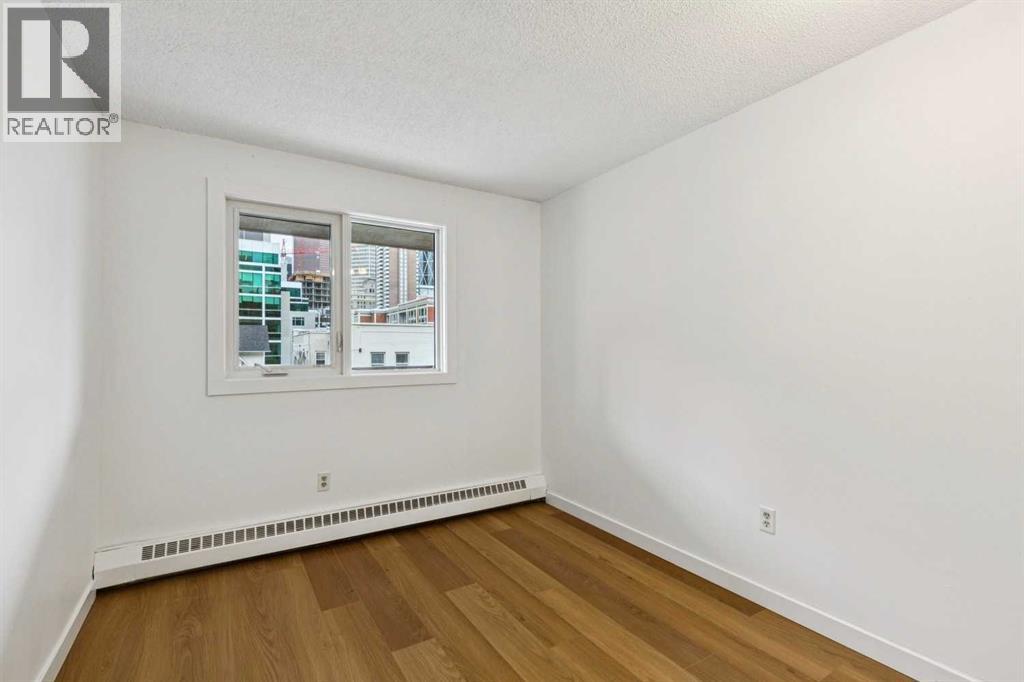 220 13 Avenue Southwest Property Photo 7