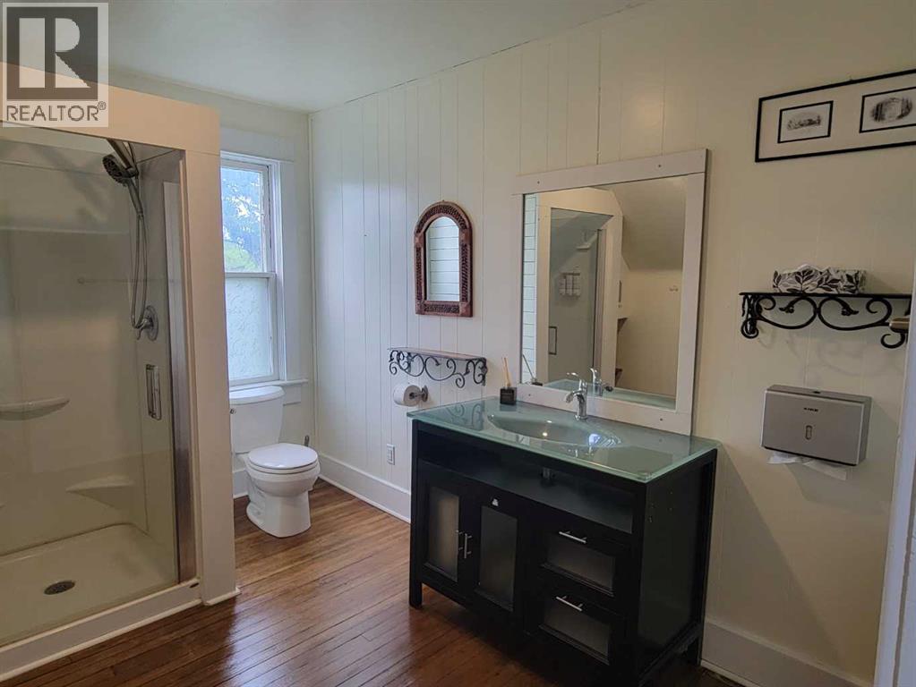 5205 52 Avenue Property Photo 27