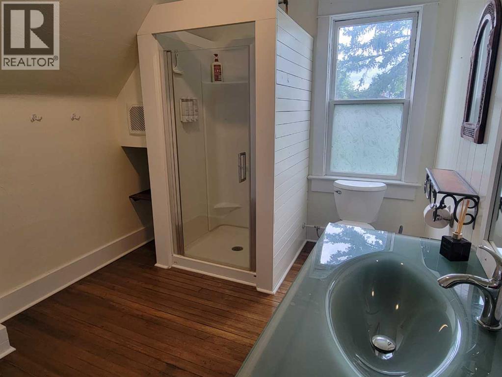 5205 52 Avenue Property Photo 28