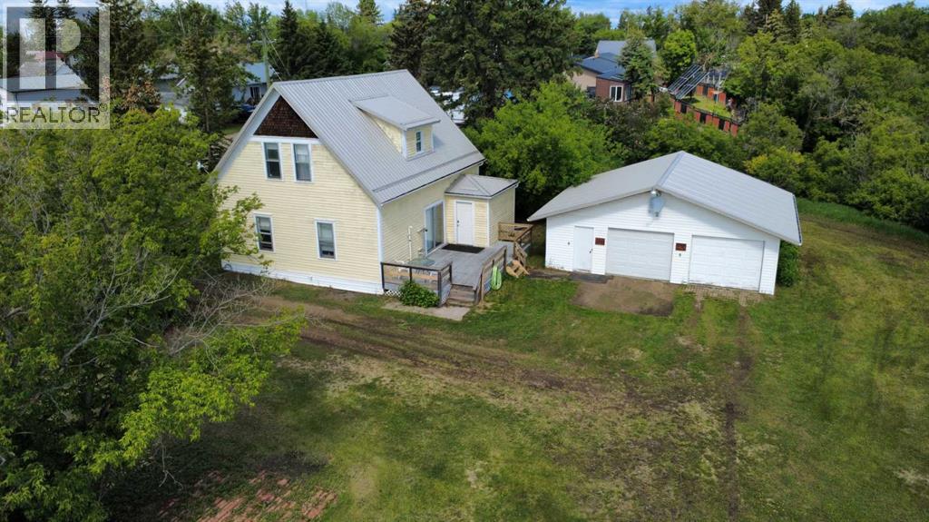 5205 52 Avenue Property Photo 42
