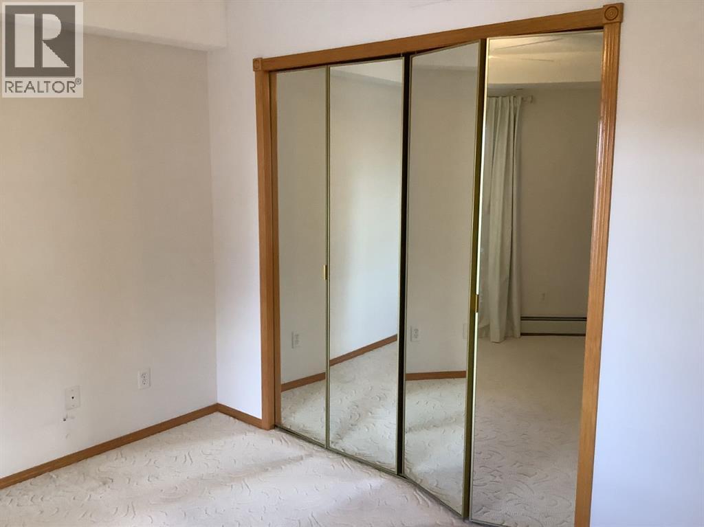 4805 45 Street Property Photo 13