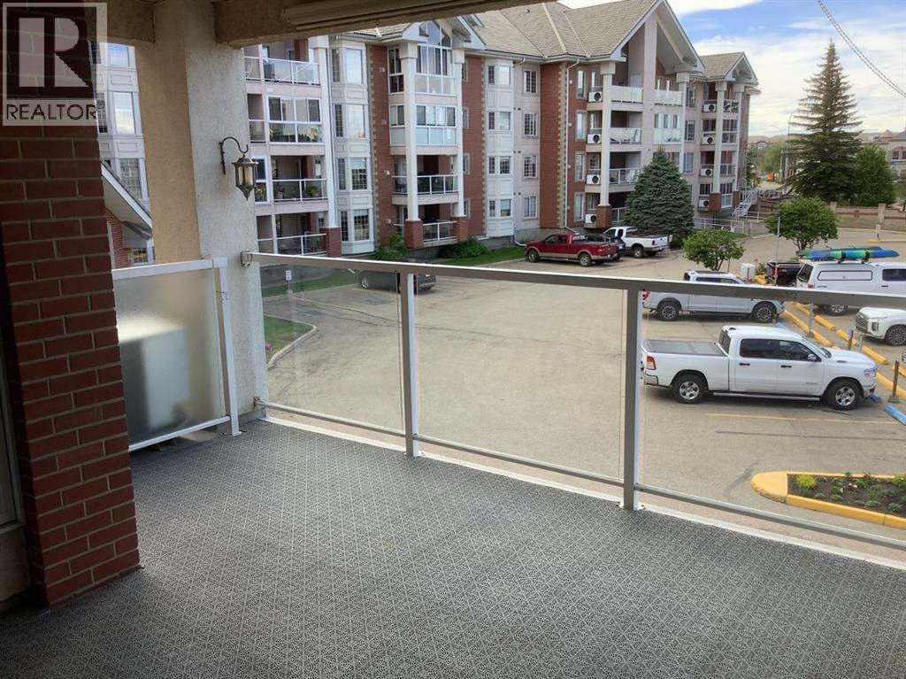 4805 45 Street Property Photo 16