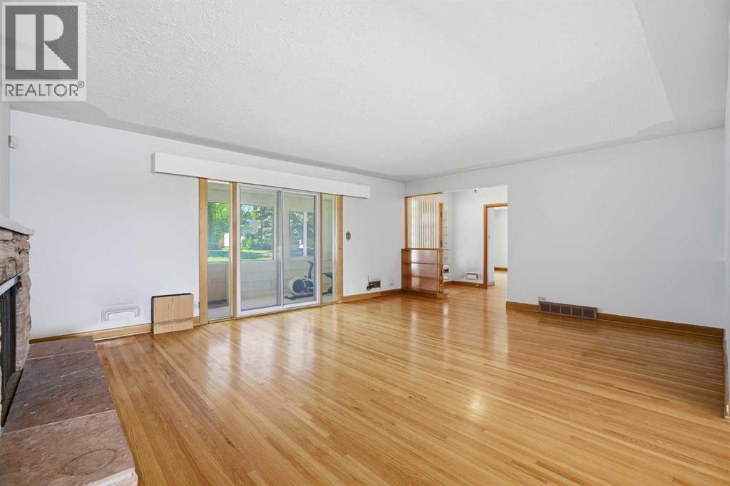 1738 Suffolk Street Sw Property Photo 8