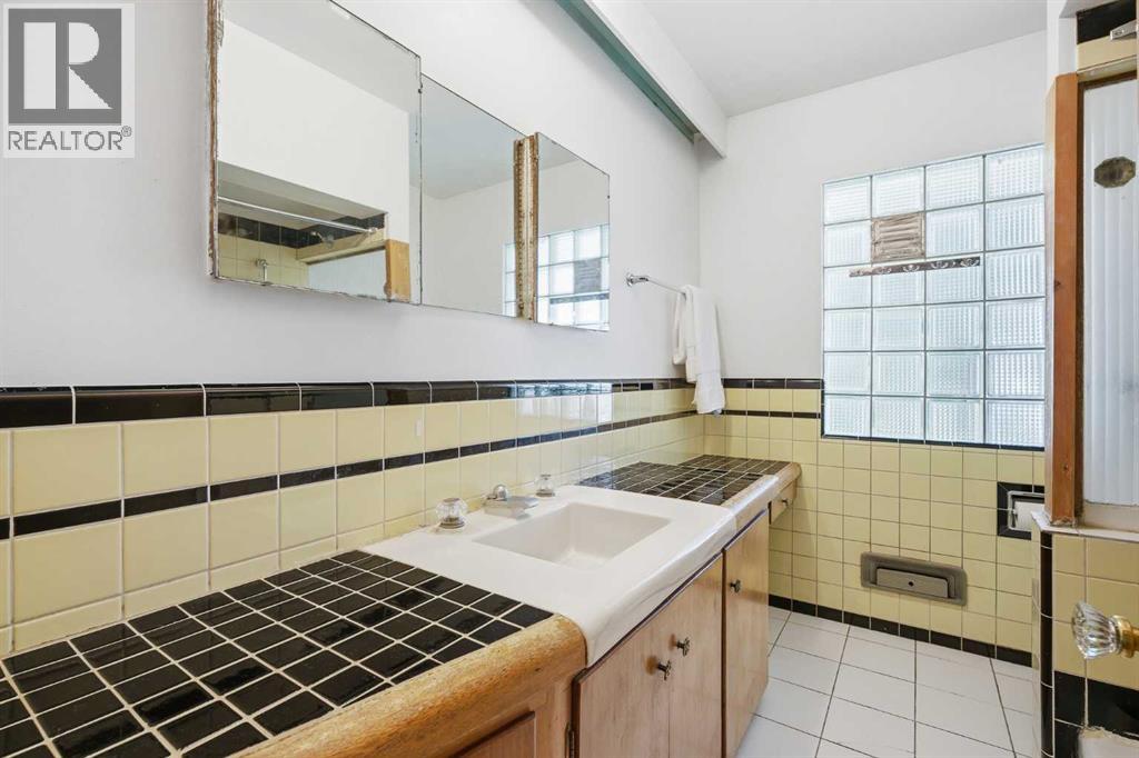 1738 Suffolk Street Sw Property Photo 17
