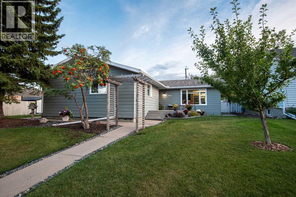345 9 Street Se Property Photo 1