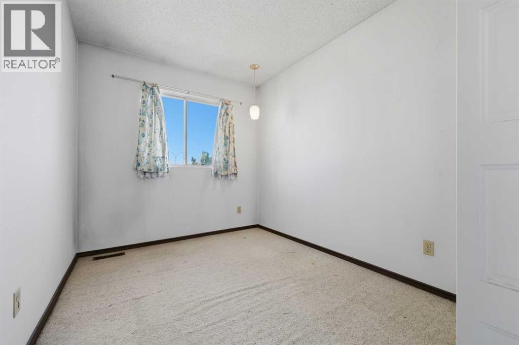222 Marlborough Way Ne Property Photo 13