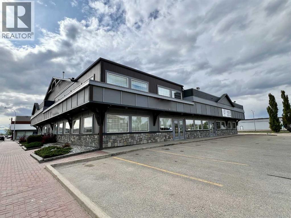 9824 97 Avenue Property Photo 1