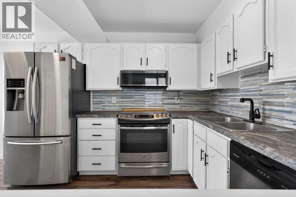 1013 Smith Avenue Property Photo 1