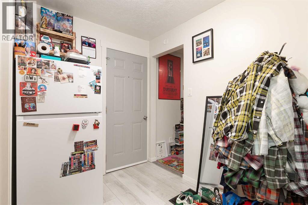 622 10 Street South Property Photo 35