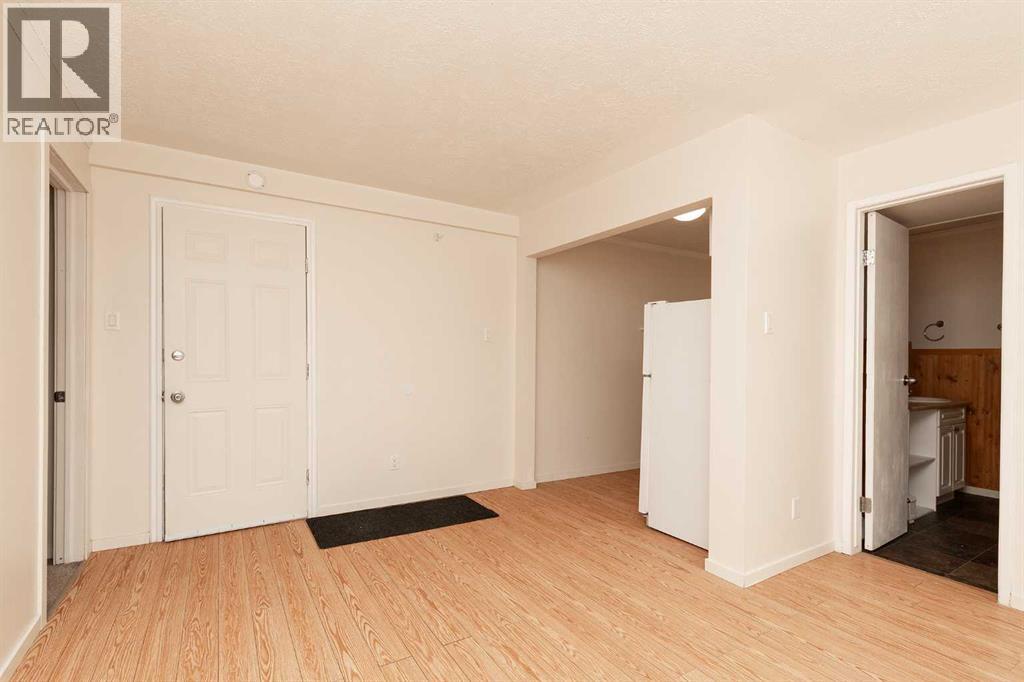 622 10 Street South Property Photo 39