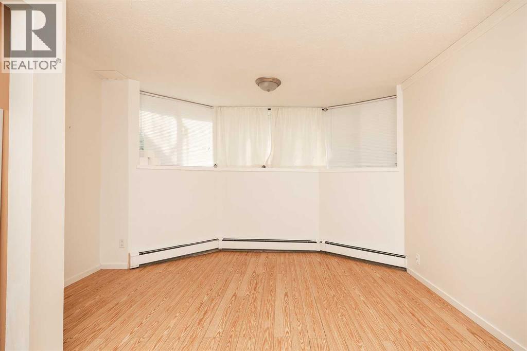 622 10 Street South Property Photo 41