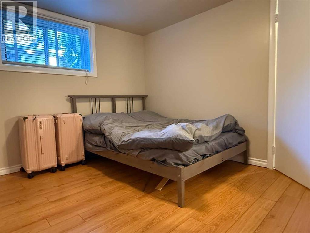 2848 24 Street Nw Property Photo 13