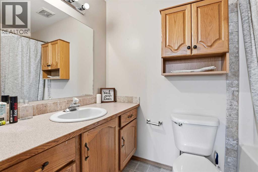 5812 70 Avenue Close Property Photo 11