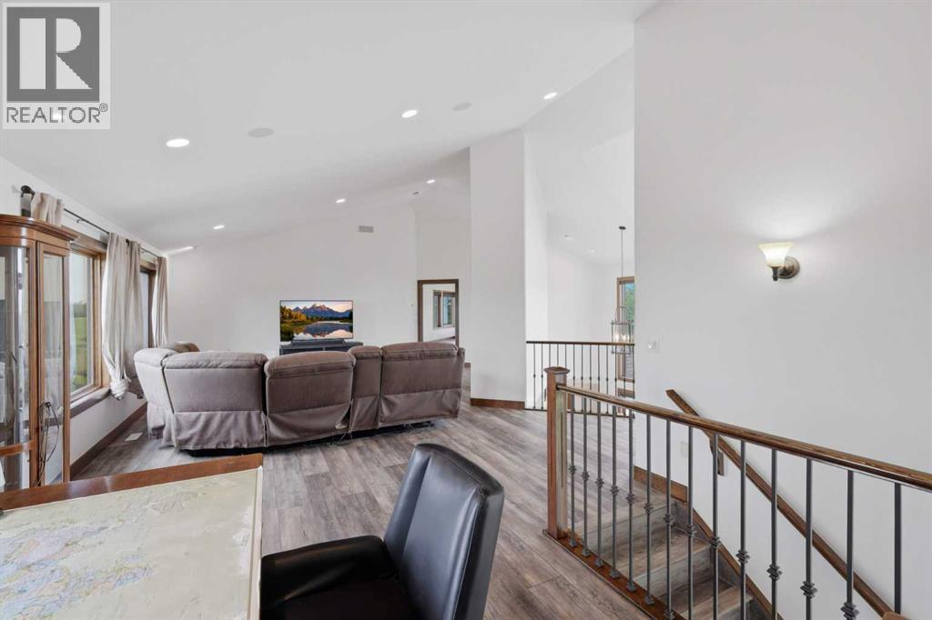 39222 Highway 20 Property Photo 22