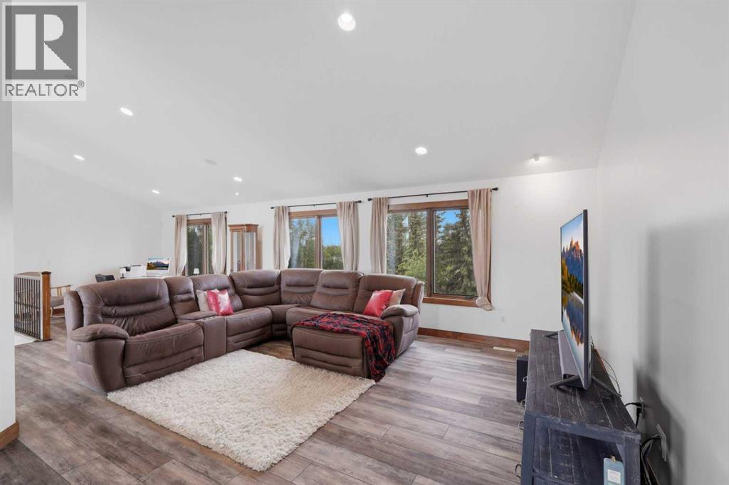39222 Highway 20 Property Photo 24