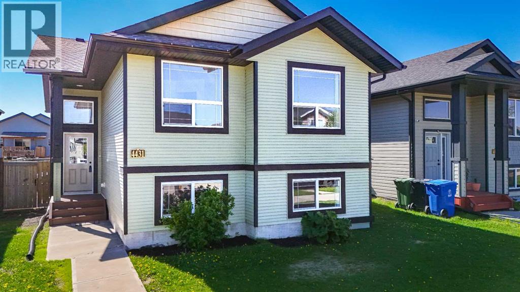 4431 54 Street Property Photo 1