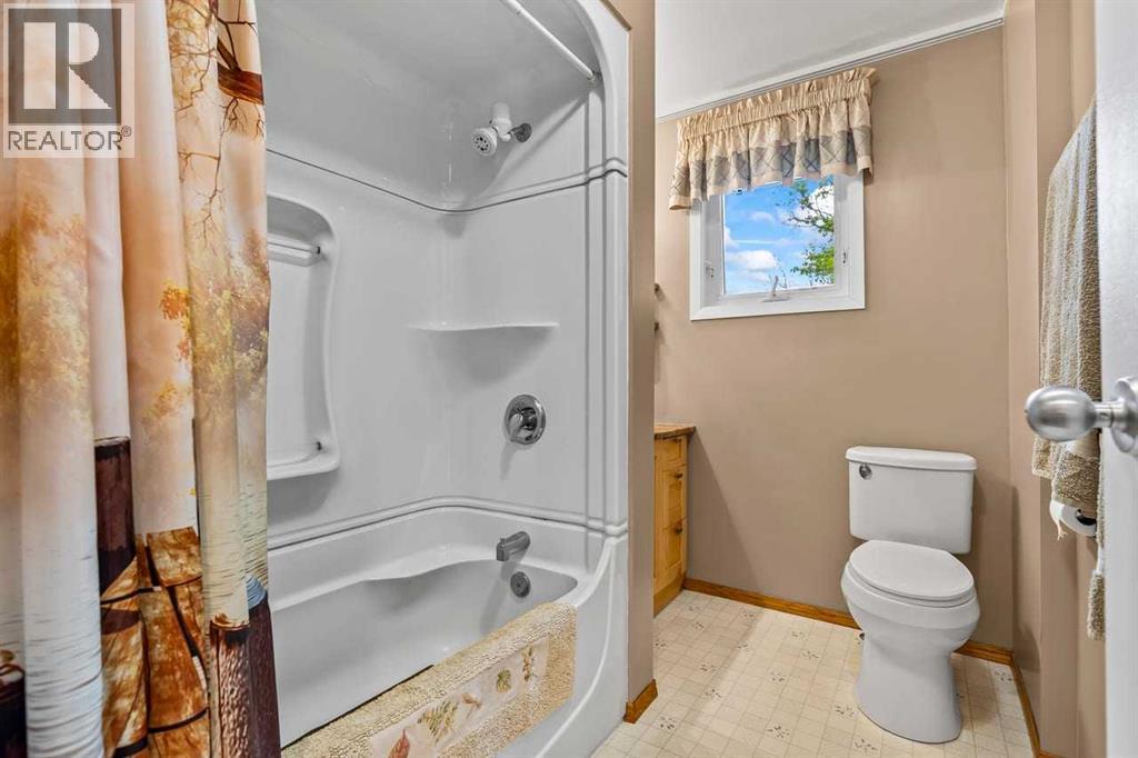 80060 475 Avenue E Property Photo 17
