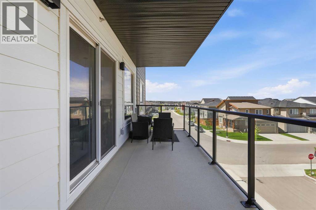33 Carringham Gate Northwest Property Photo 21