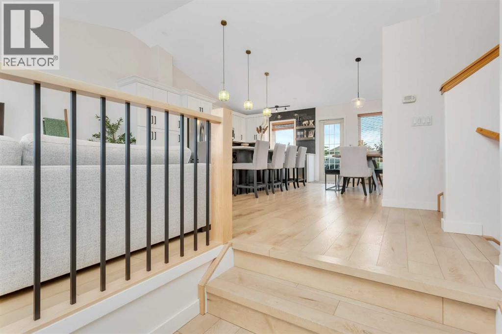 33 Walker Boulevard Property Photo 6