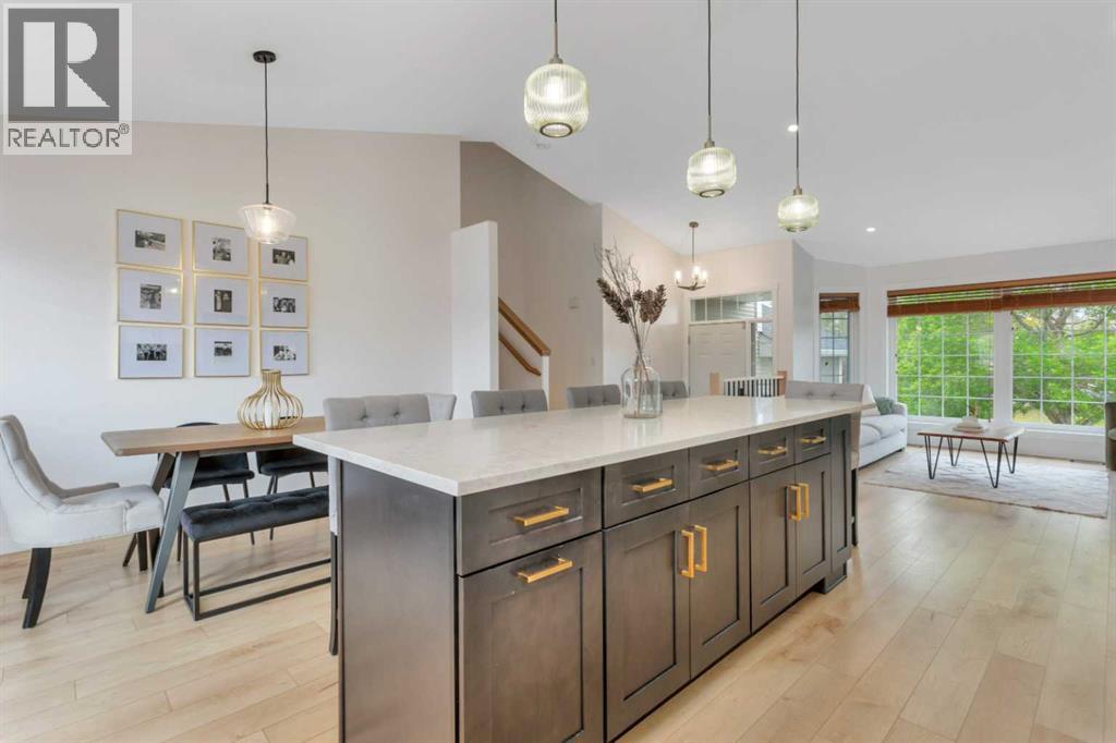 33 Walker Boulevard Property Photo 15