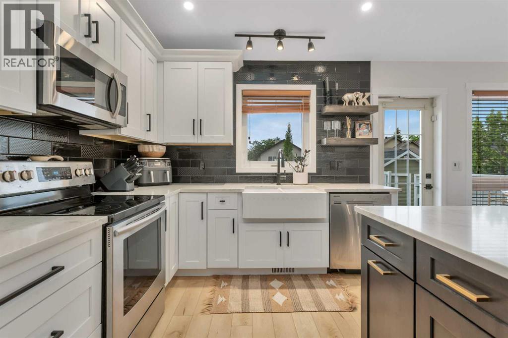 33 Walker Boulevard Property Photo 16