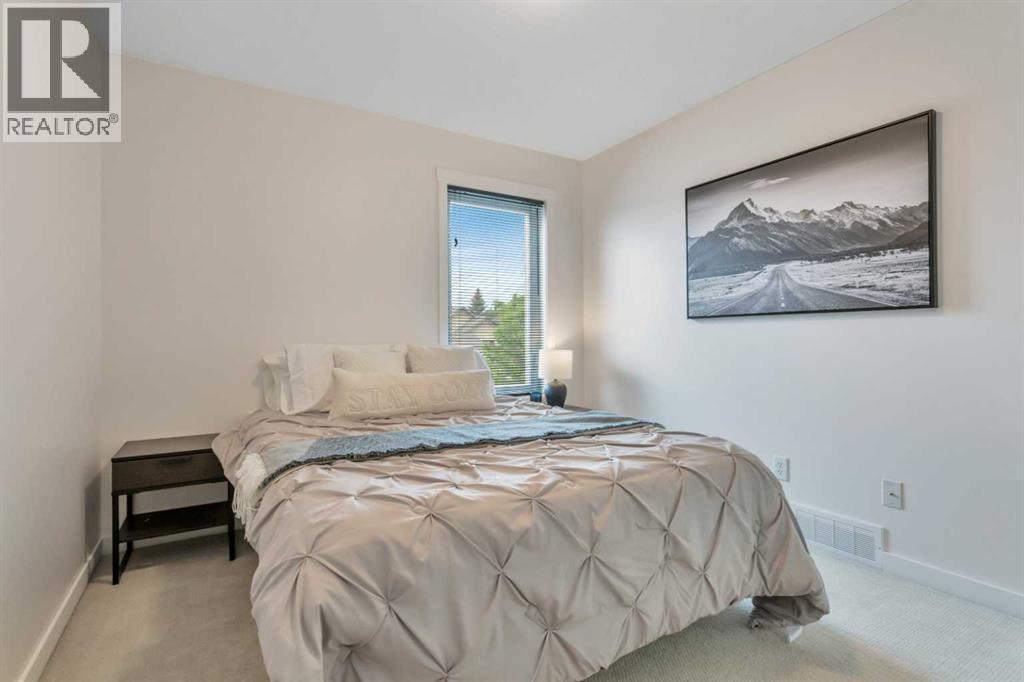 33 Walker Boulevard Property Photo 27