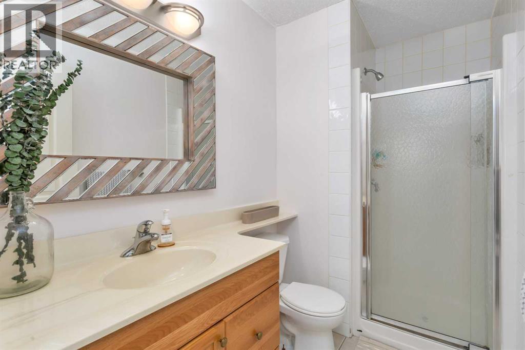 33 Walker Boulevard Property Photo 36
