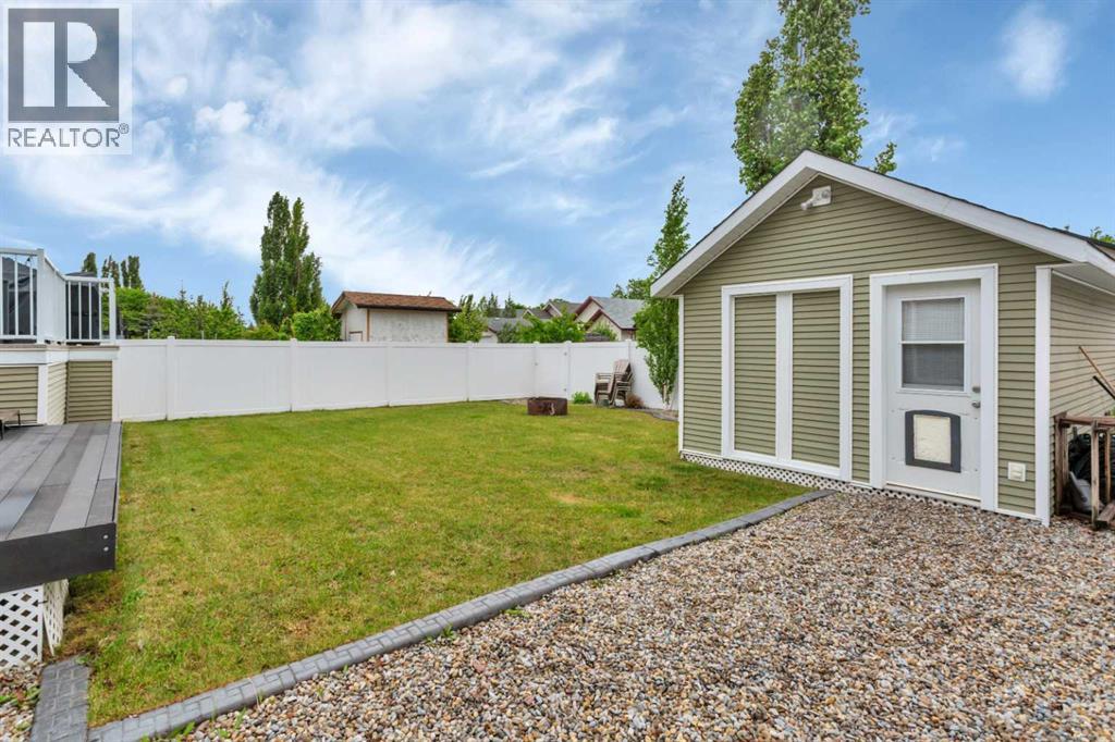 33 Walker Boulevard Property Photo 48