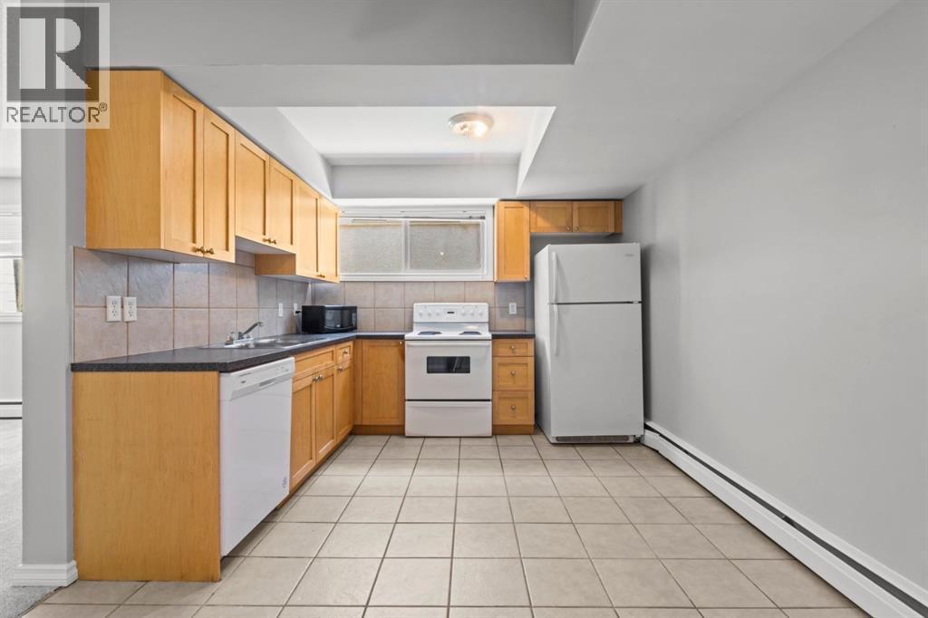 56 Hamlet Road Southwest Property Photo 6