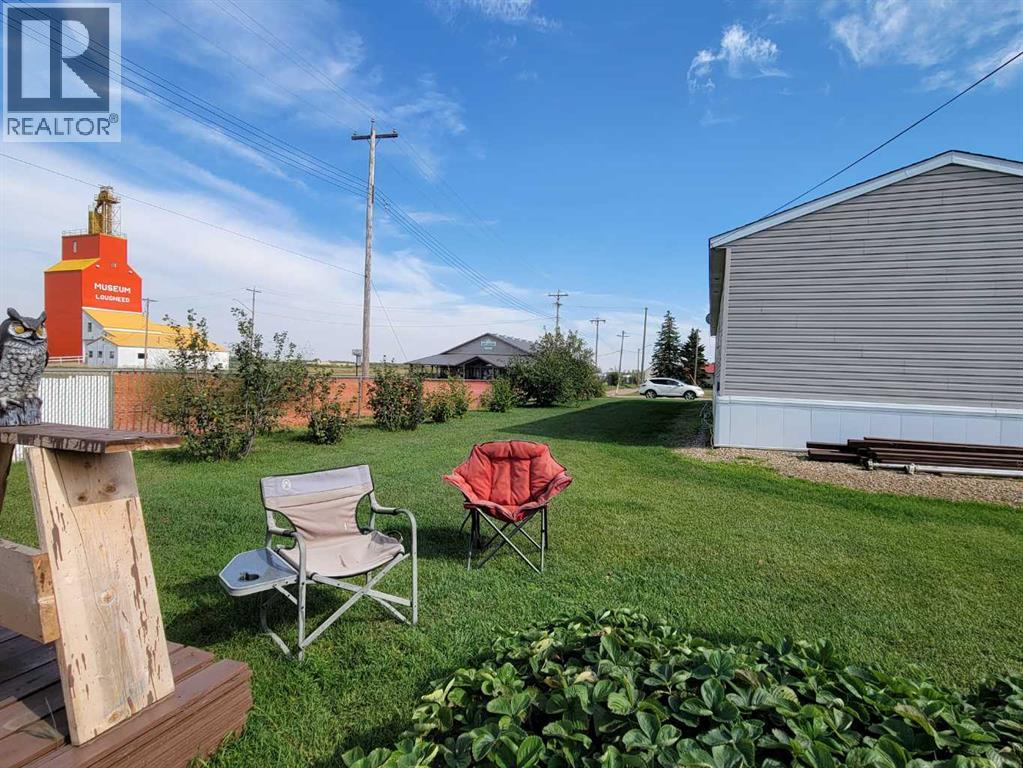 5016 49 Street Property Photo 35