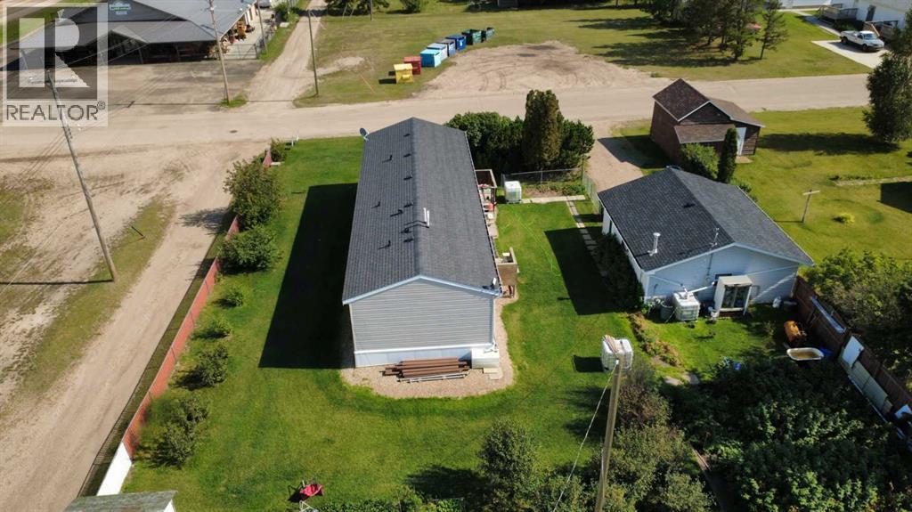 5016 49 Street Property Photo 47