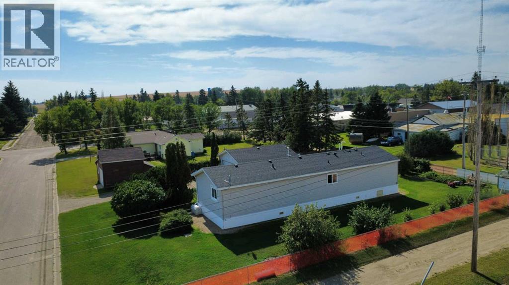 5016 49 Street Property Photo 48