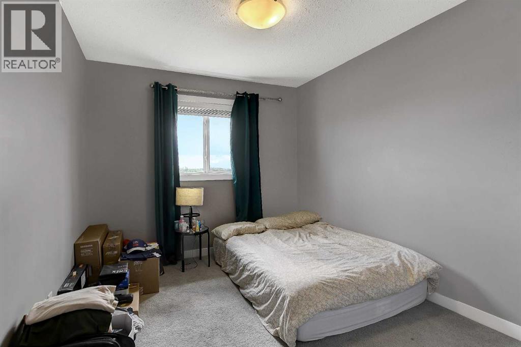 8443 101 Avenue Property Photo 14